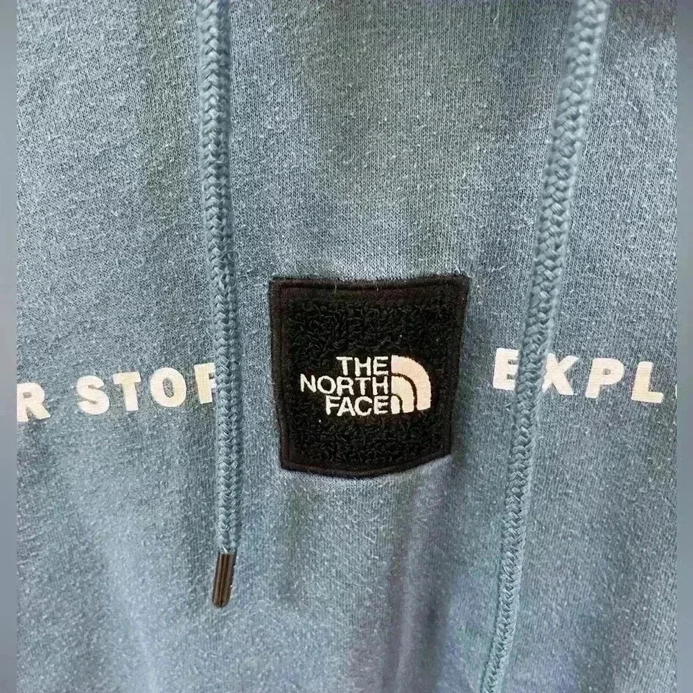The North Face dusty blue casual hoodie size mens small‎